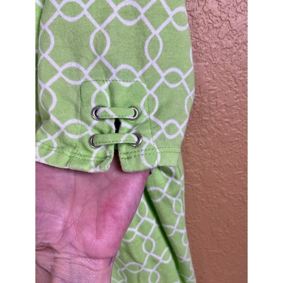 Chico’s Green Print Pullover Top, Decorative Sleeves, Size 2 - Picture 6 of 6